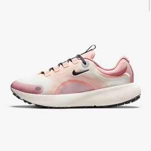 Nike React Escape Rn - pink white coral
